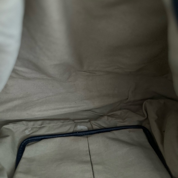 Ugg Gray Leather Hobo Bag - Picture 5 of 7